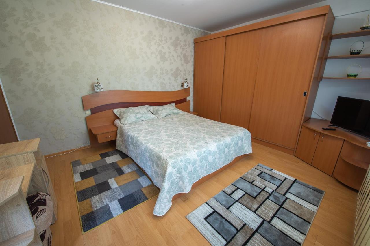 Monik Apartament Sinaia Exterior foto
